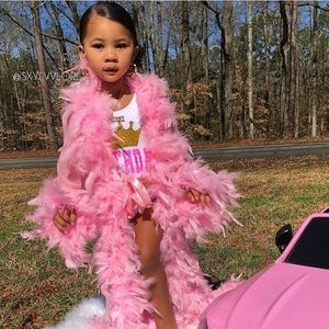 Meet your Posher, Indera